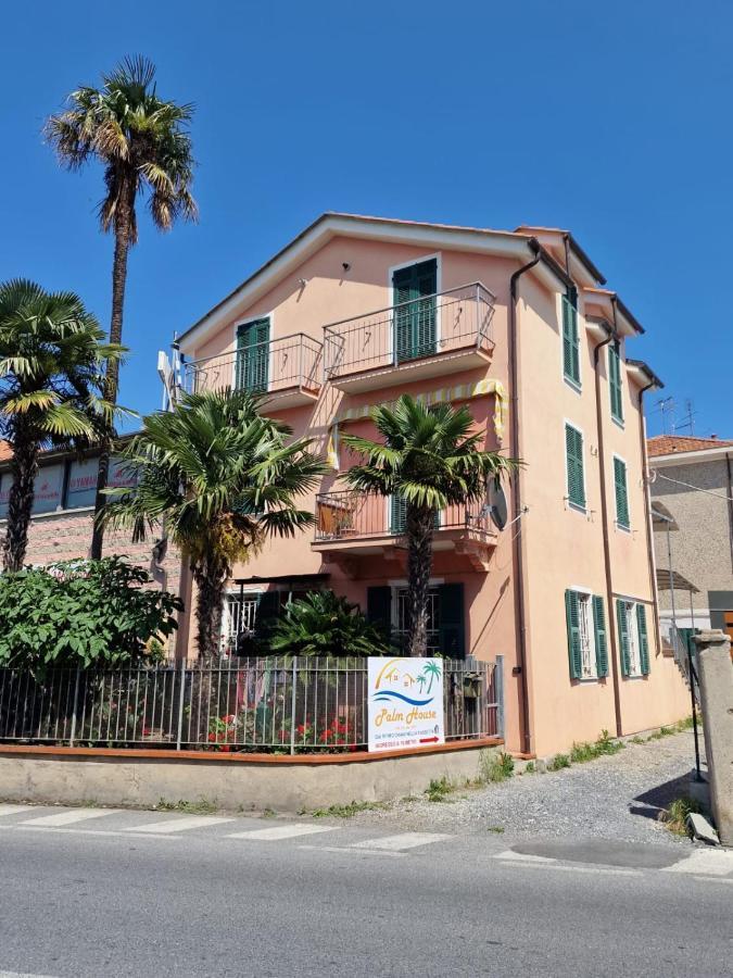 Palm House Lejlighed Albenga Eksteriør billede